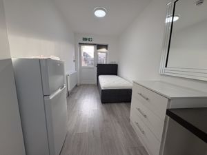 Photo 11- click for photo gallery